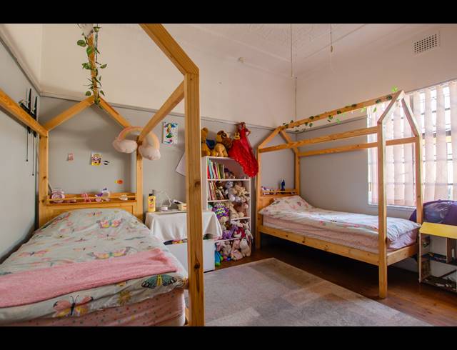 3 BEDROOM FREEHOLD FOR SALE IN BOKSBURG SOUTH